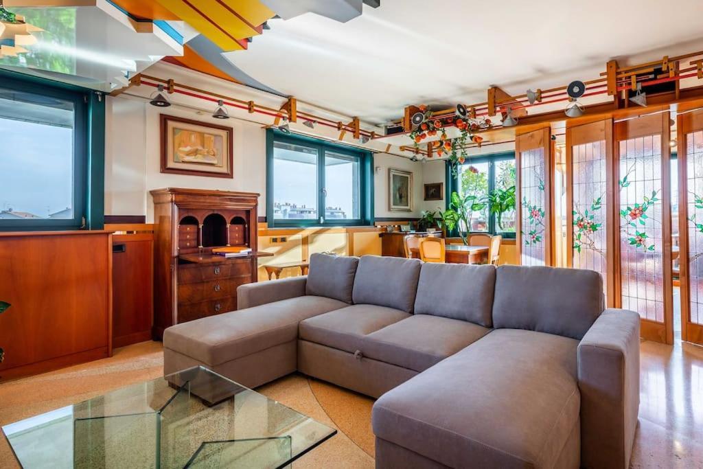 Luxury Penthouse - Sauna, Garage, Office, Terrace Appartement